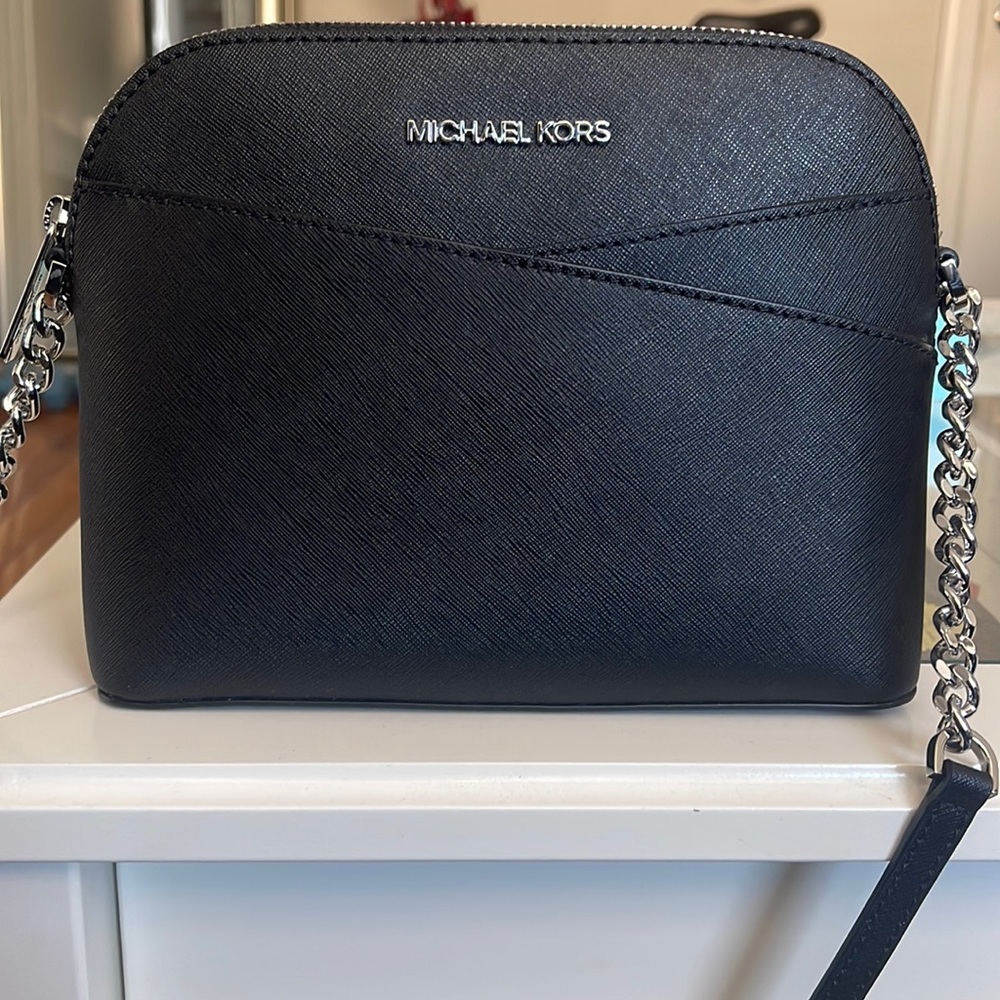 Michael Kors Jet Set Travel Dome Crossbody Bag